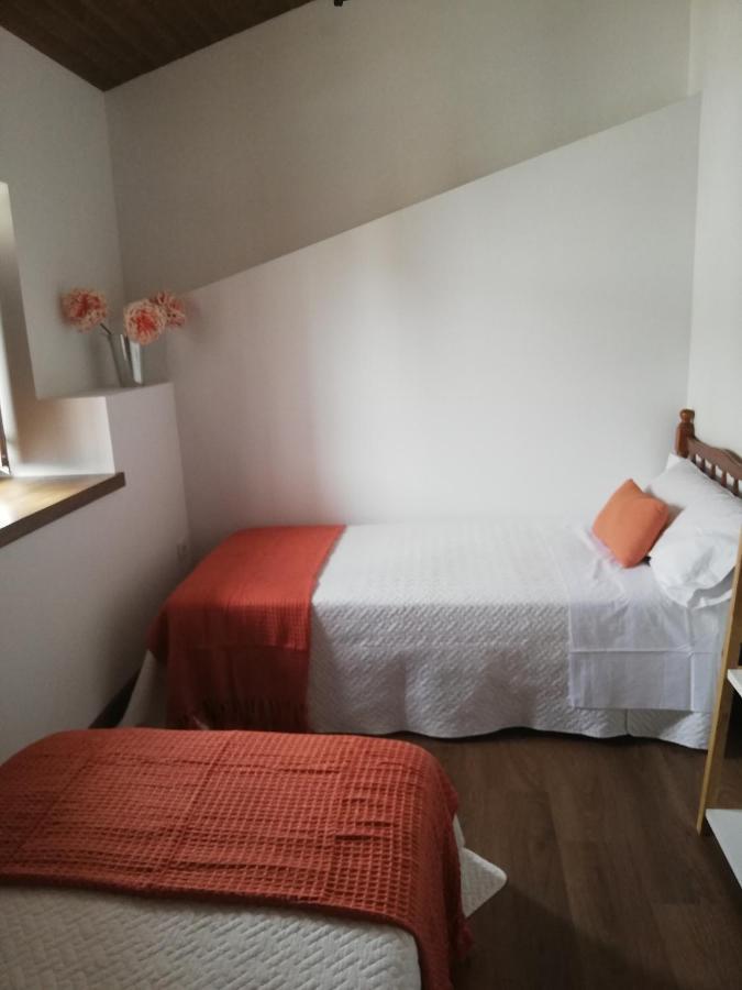 Casa Rural El Enebro 4 Estrellas Navamorcuende Bagian luar foto